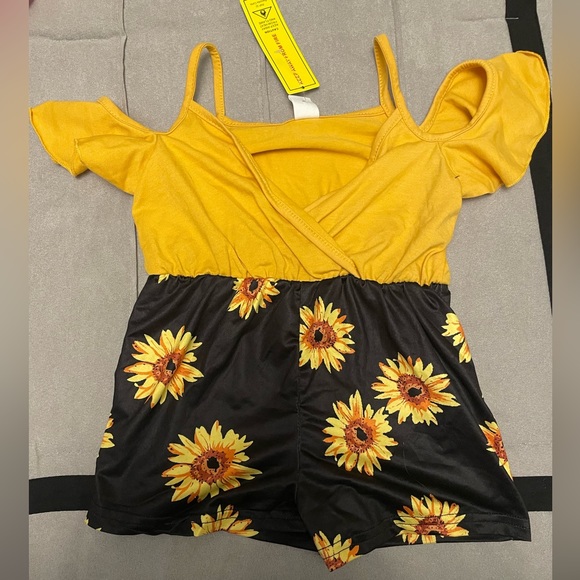 Baby romper - Picture 1 of 2